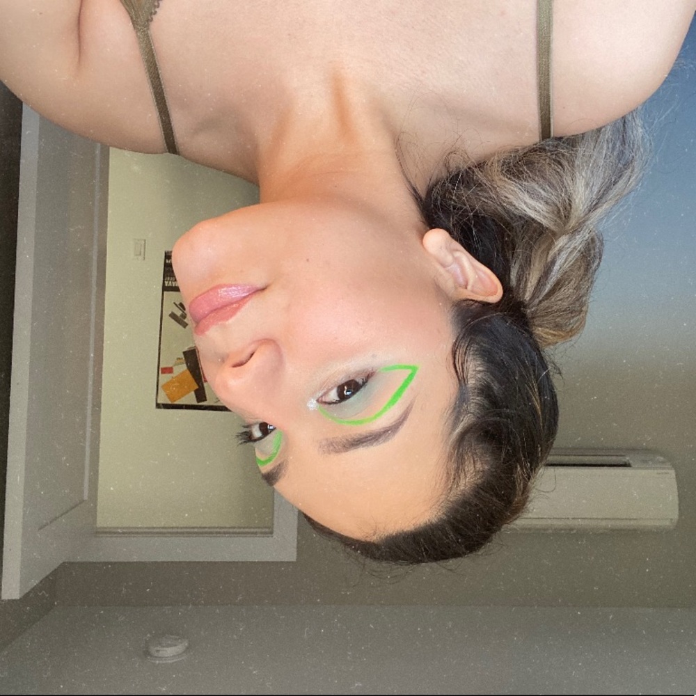 Hiiii! I’m Paulina.
